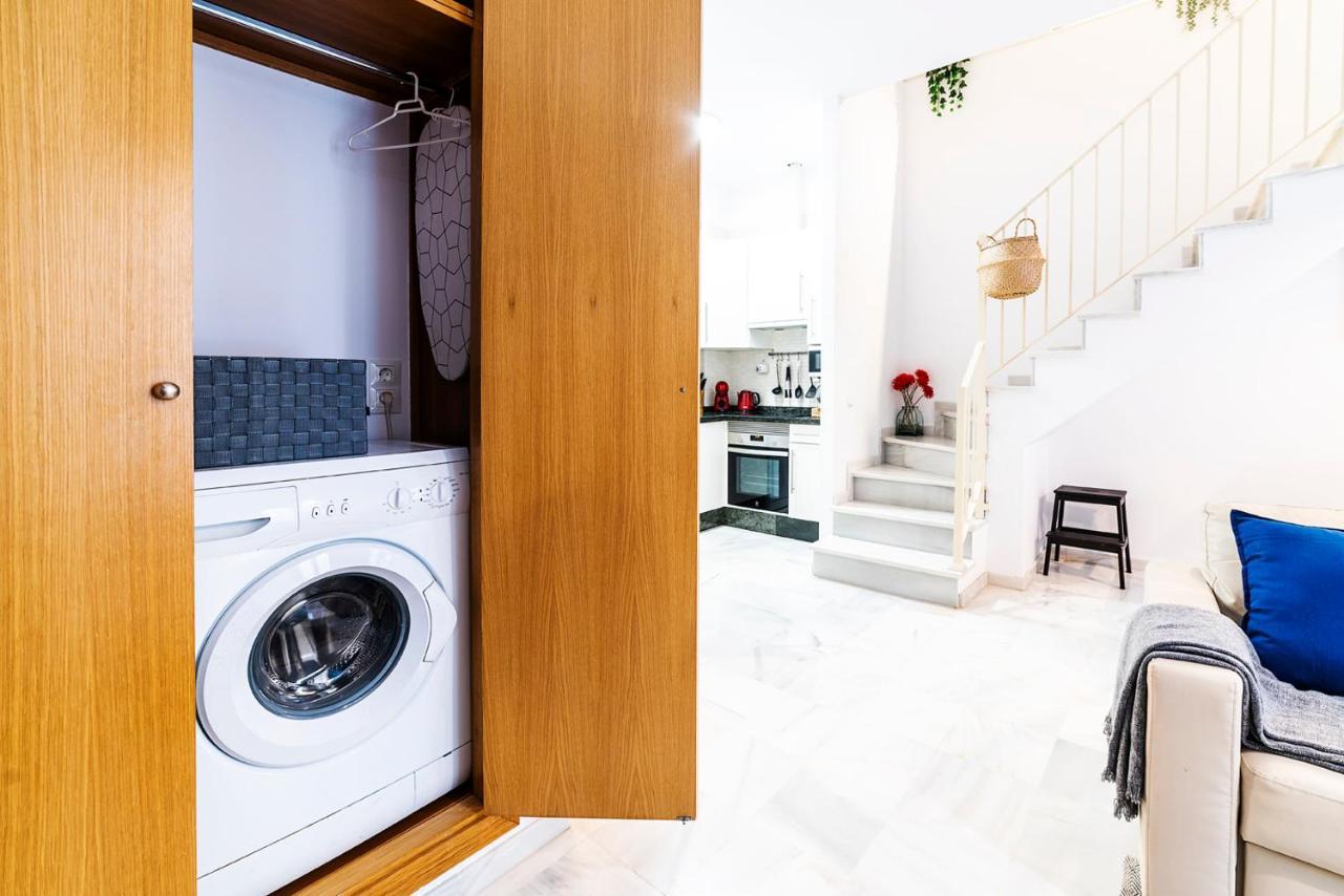 Alohamundi Velarde II Apartment Seville Luaran gambar